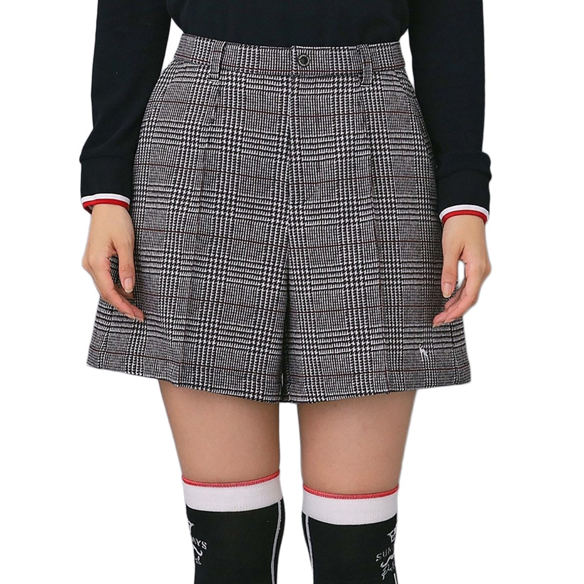 お値下げアダバットのフェイクレザーキュロット ストレッチ ハイブリッドダウンキュロットパンツ レディス(ハーフ