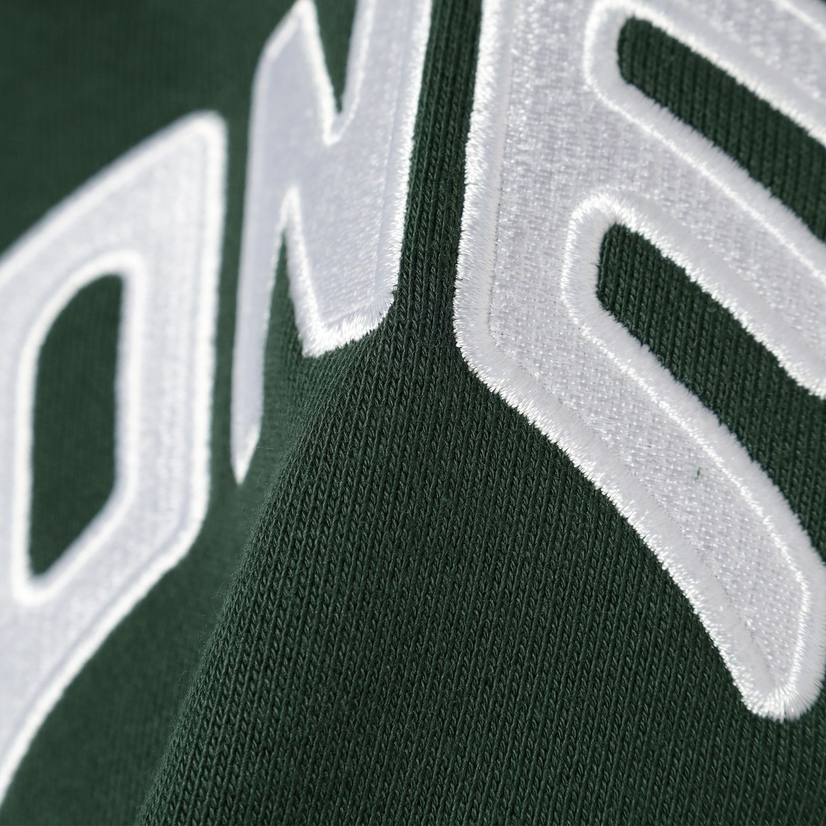JONES × BEAMS GOLF 別注 フロント刺繍 スウェット(中間着
