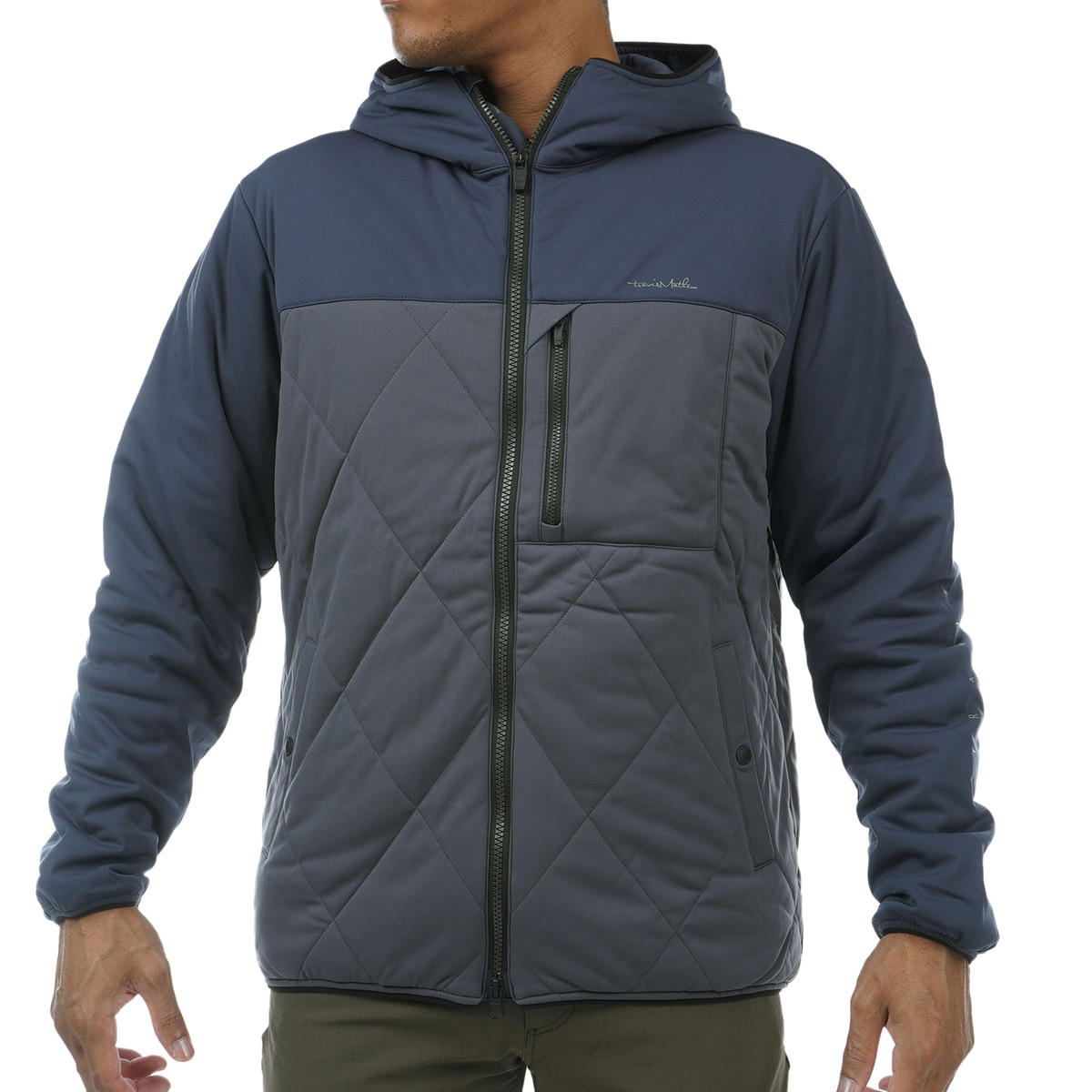 トラヴィスマシュー　パディングフーディージャケット トラヴィスマシュー パディングフーディージャケット トラヴィス