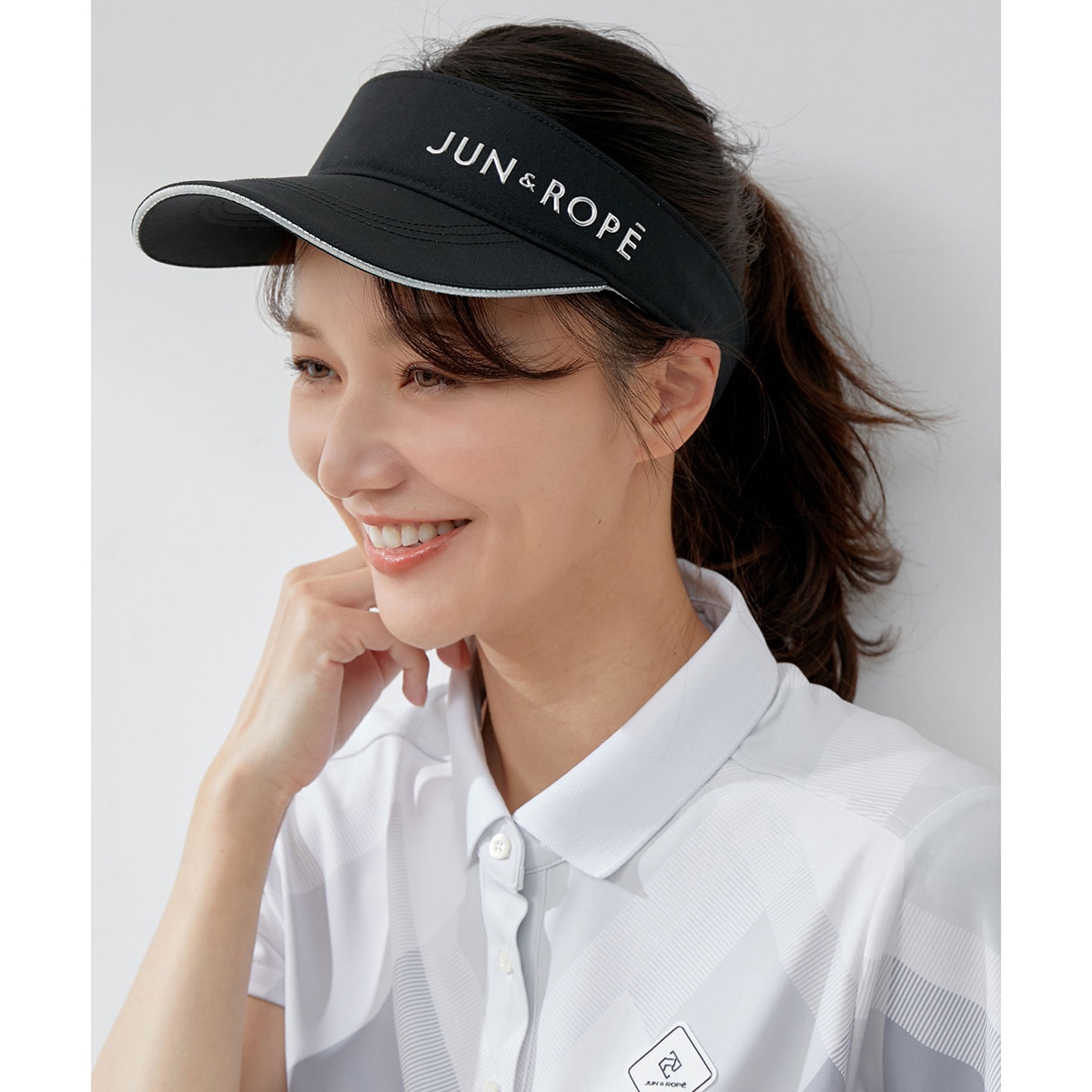 立体シルバーロゴツイルサンバイザー レディス(【女性】バイザー)|JUN