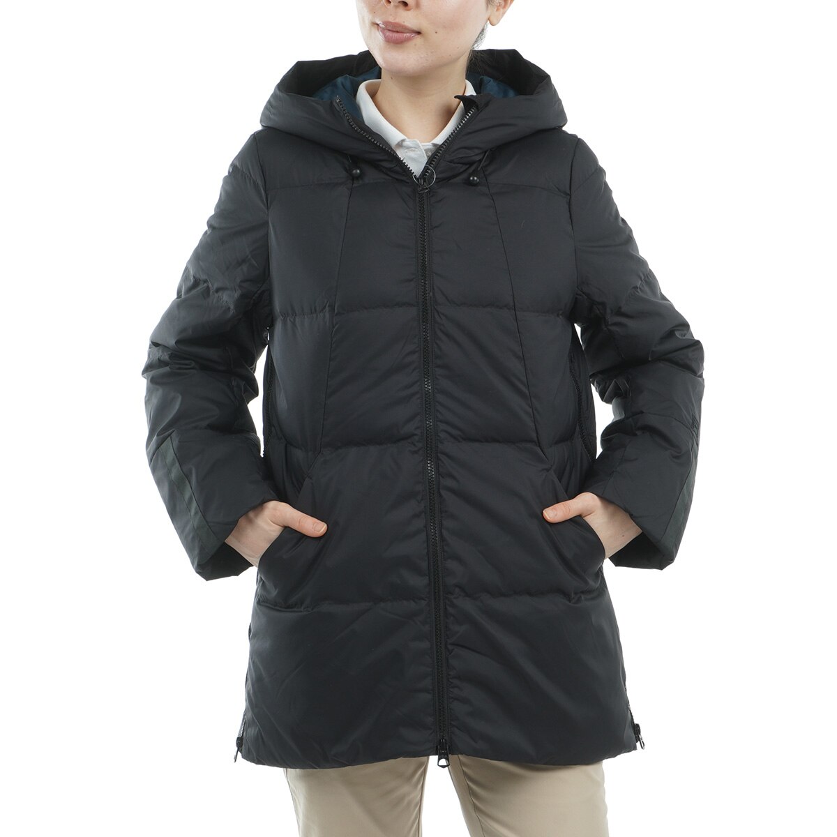   GOLFのレディースアウター アウター | レディースゴルフウェア通販【VIVID GOLF(ビビゴルフ)】