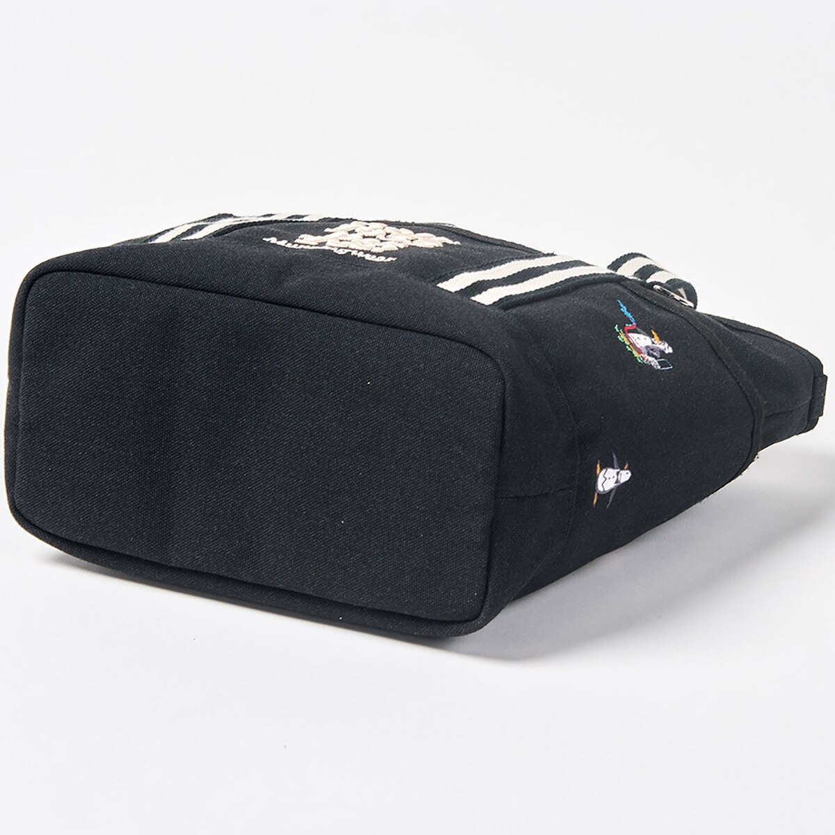 グリーンキーパーペンギンデザイン 刺繍飛び柄 カートバッグ(ラウンド