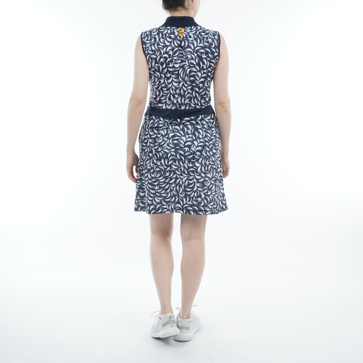 0000778200_002_03.jpg?h=182&w=182