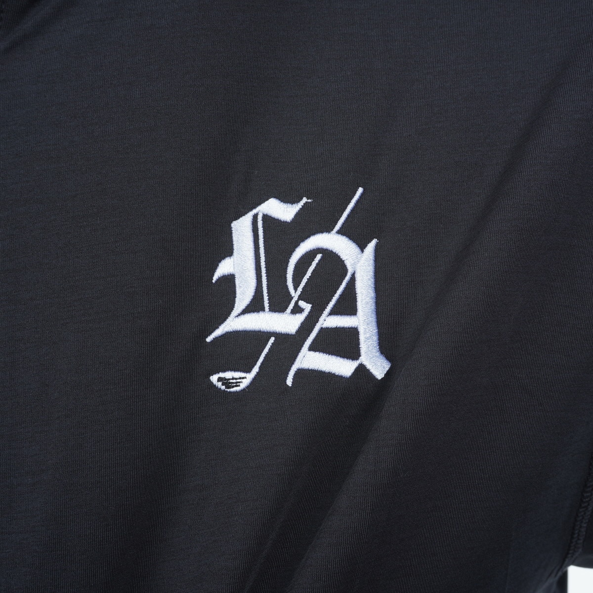 Los Angeles TIDY クォータージップ プルオーバー フーディー(中間着