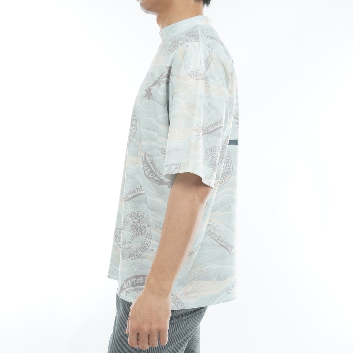 セール・アウトレット】レトロアロハ総柄 ストレッチ モックネック半袖