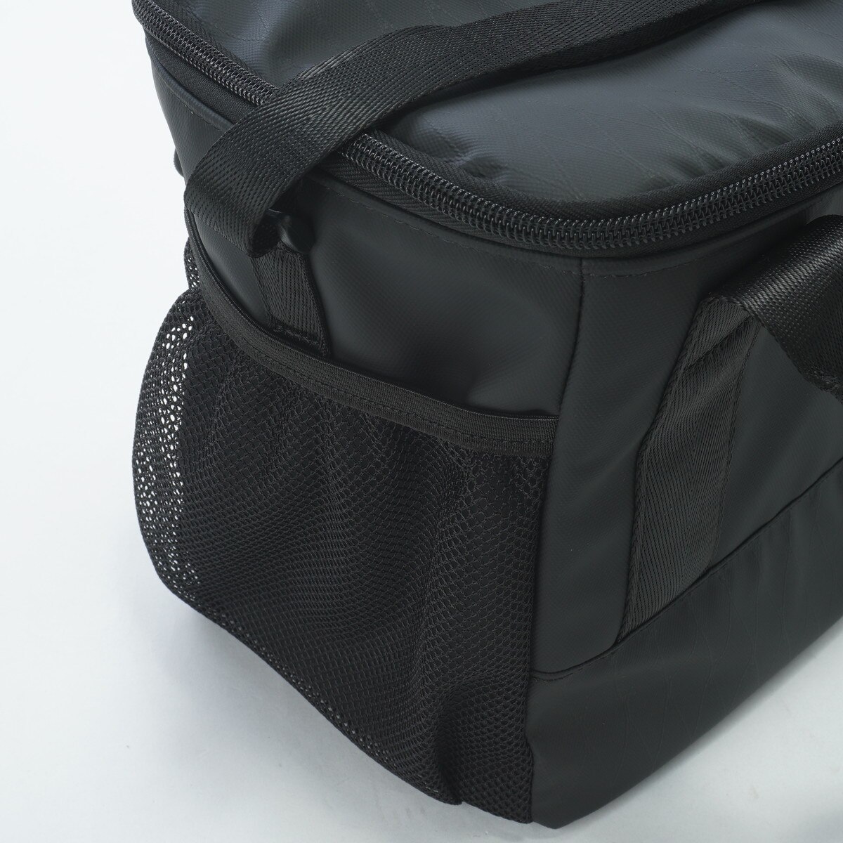 PF X FACE クーラーバッグ(ラウンドバッグ)|PUMA(プーマ) 092493の通販