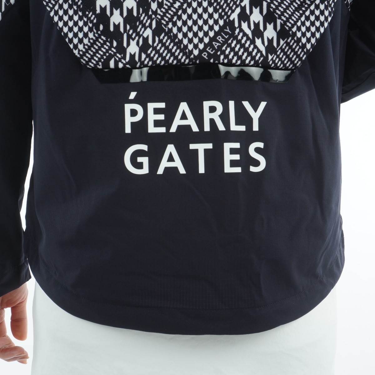 新品未使用 パーリーゲイツ ニットジャケット デイジードット セール・アウトレット】デニット鹿の子リバー×ドットエア 千鳥柄