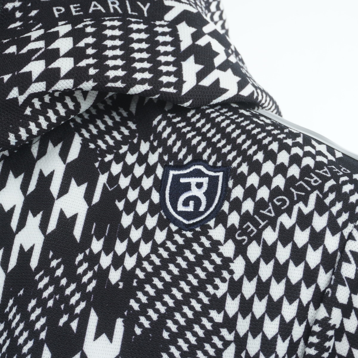 新品未使用 パーリーゲイツ ニットジャケット デイジードット セール・アウトレット】デニット鹿の子リバー×ドットエア 千鳥柄