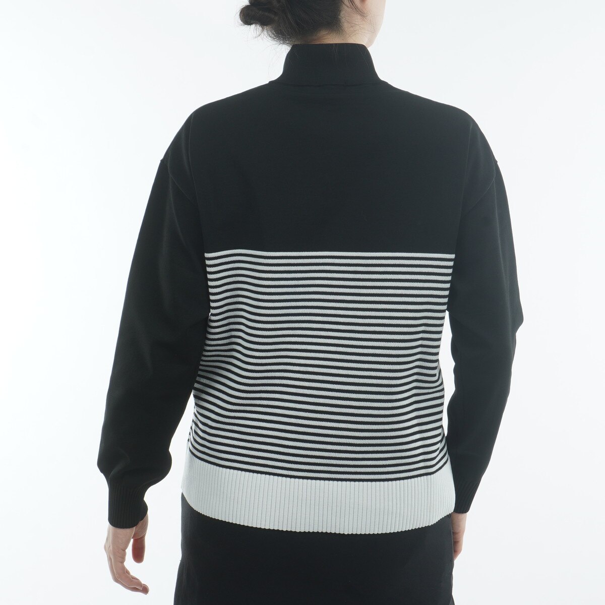 天竺編み ロゴダブルジャカード ハーフジップ プルオーバーセーター