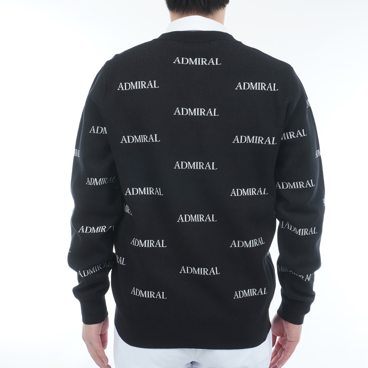 ロゴモノグラム 浅Vネックセーター(中間着(セーター、トレーナー