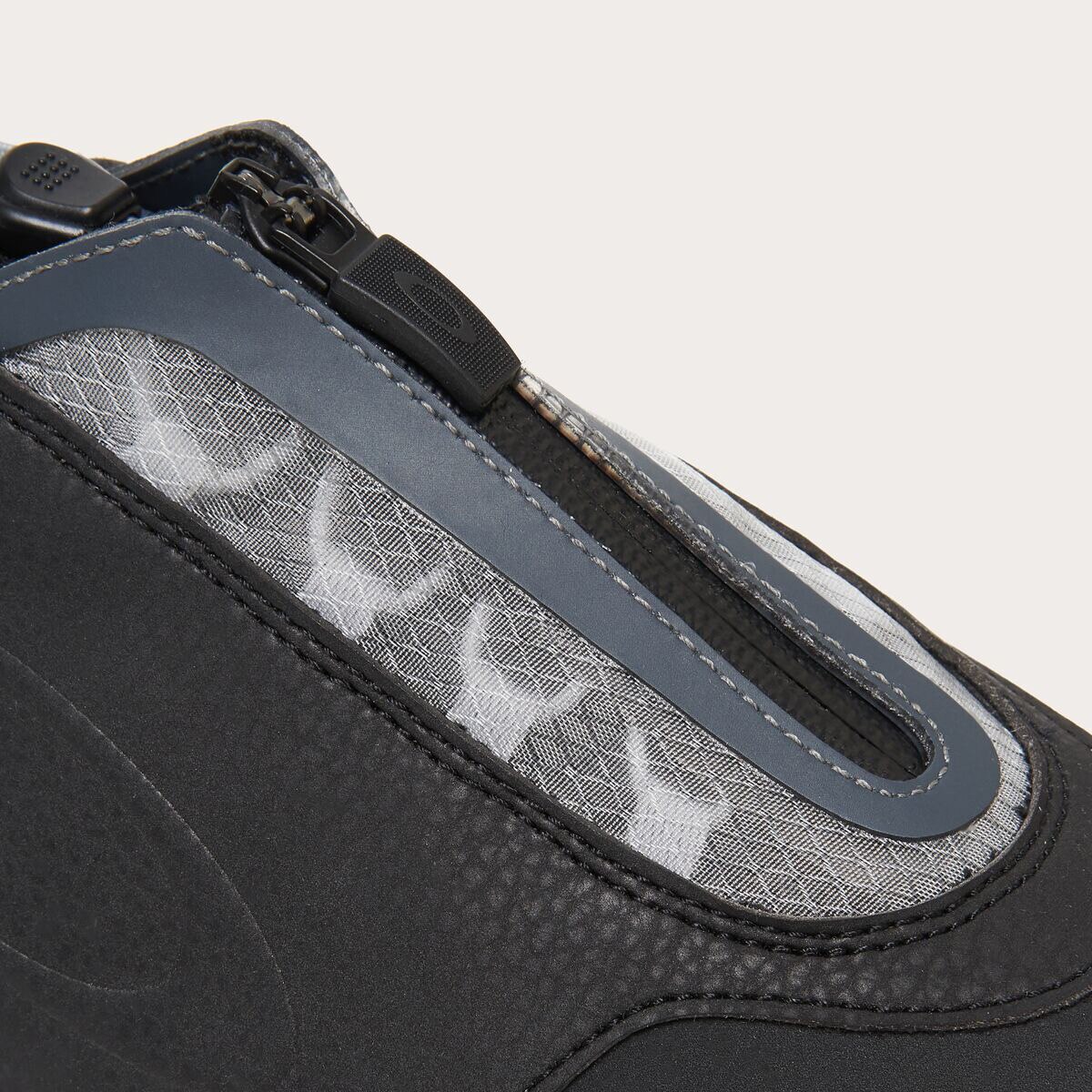 OAKLEY EDGE ELITE シューズ(【男性】シューズ)|OAKLEY(オークリー