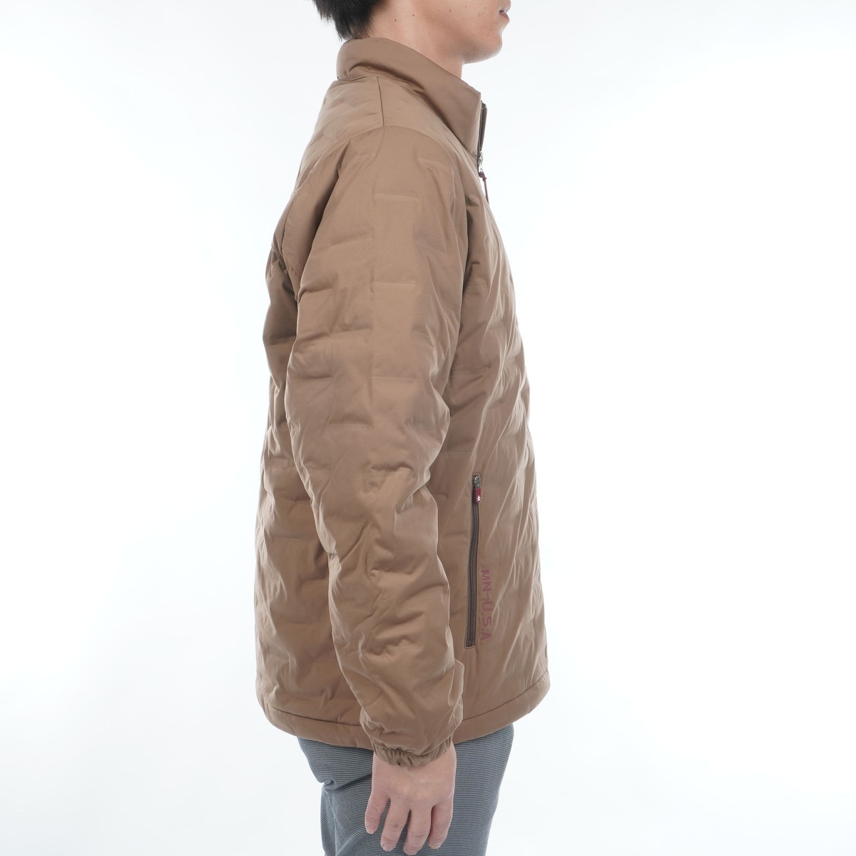 新品マンシングウェア HEATNAVIARTECH SHELL 中綿ブルゾンМ マンシングウェア MUNSINGWEAR ARTECH SHELL HEAT NAVI 中わたブルゾン