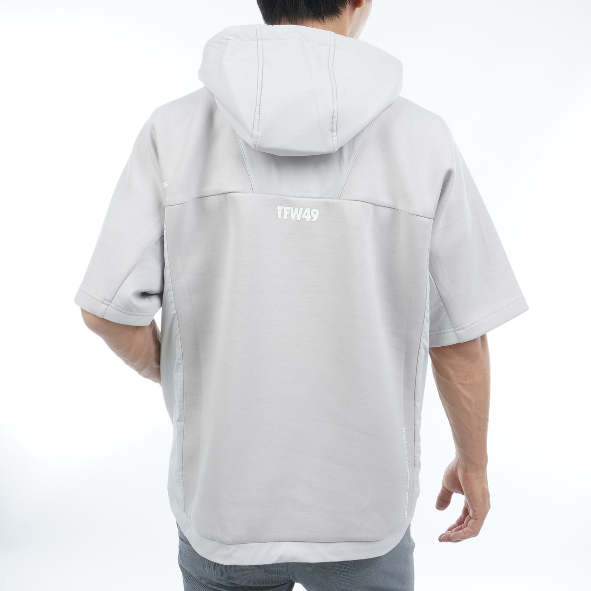 半袖プルパーカー(中間着(セーター、トレーナー))|TFW49(ティーエフ
