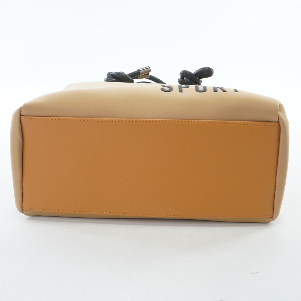 3層カートバッグ(ラウンドバッグ)|LANVIN SPORT(ランバン スポール