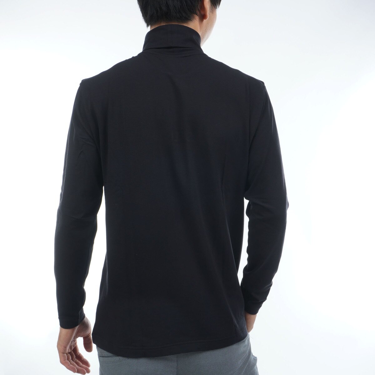 【入手困難】デサントゴルフ 裏起毛 切替 ストレッチ 長袖 シャツ M 黒 入手困難】デサントゴルフ 裏起毛 切替 ストレッチ 長袖 シャツ M 黒