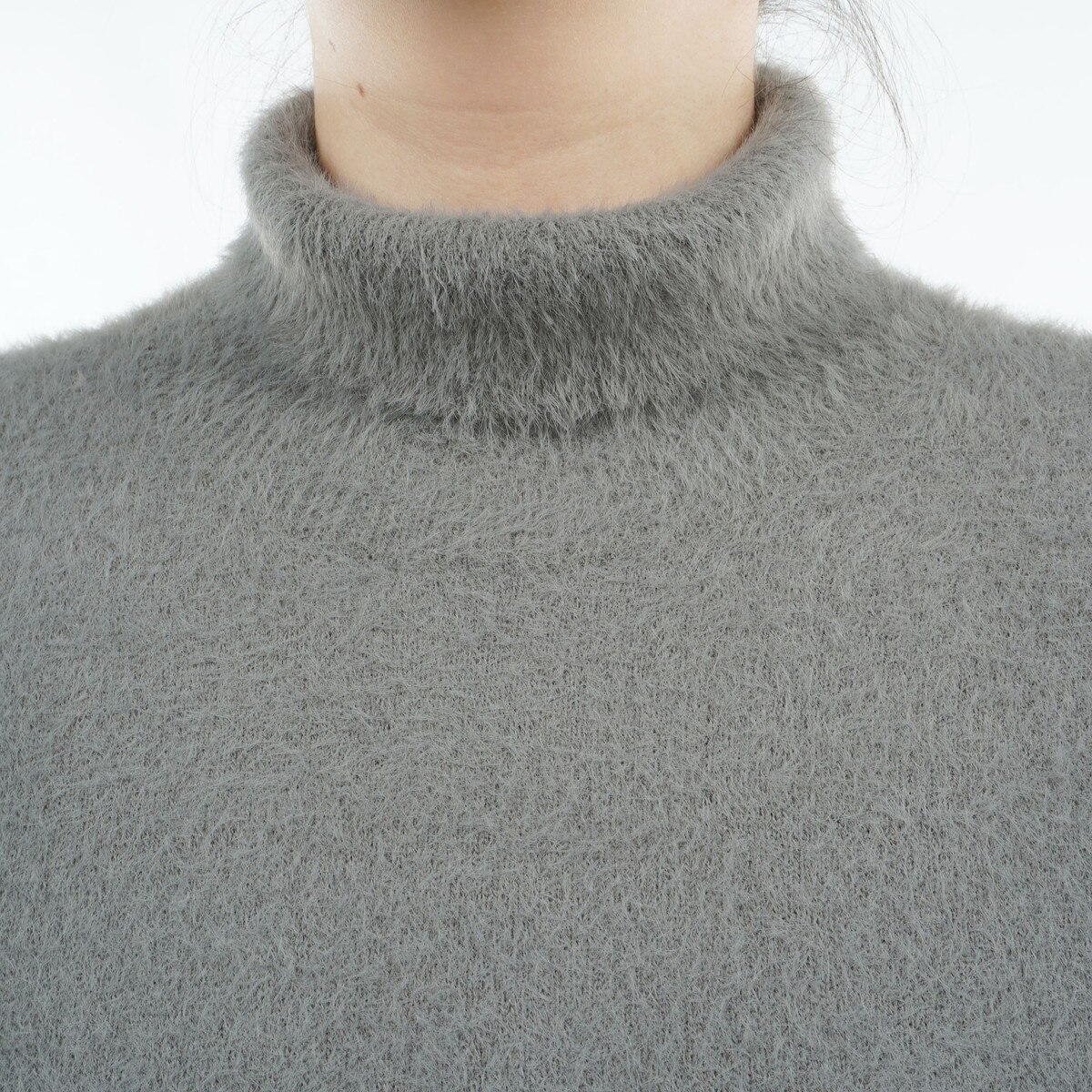 リバーシブルロゴワッペン シャギータートルネックセーター レディス