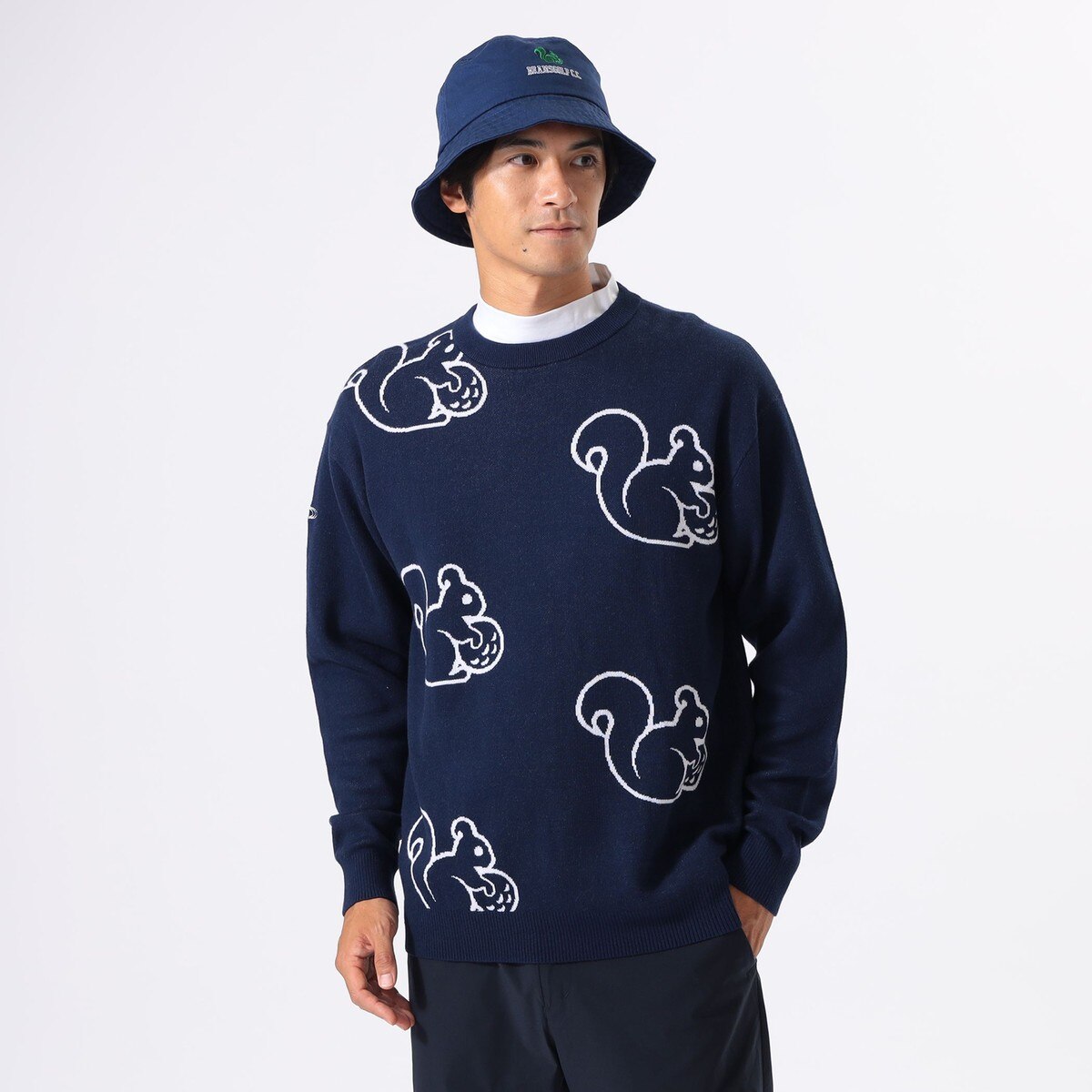 ORANGE LABEL リス総柄 プルオーバーニット(中間着(セーター