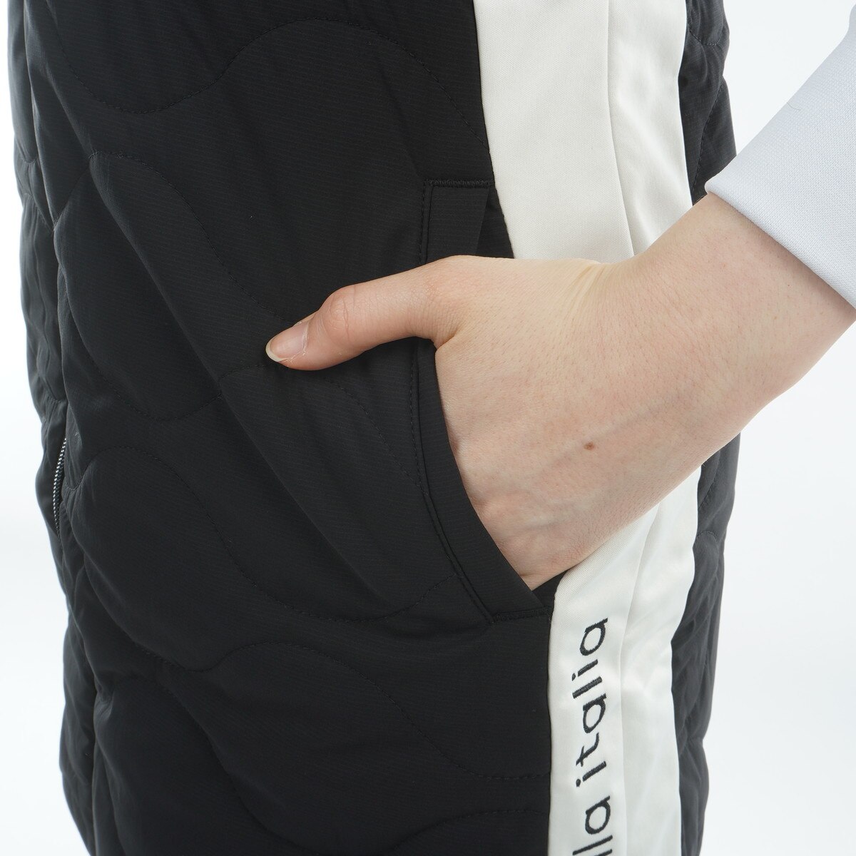 ストレッチ 中綿キルト ワンピース レディス(ワンピース)|FILA(フィラ