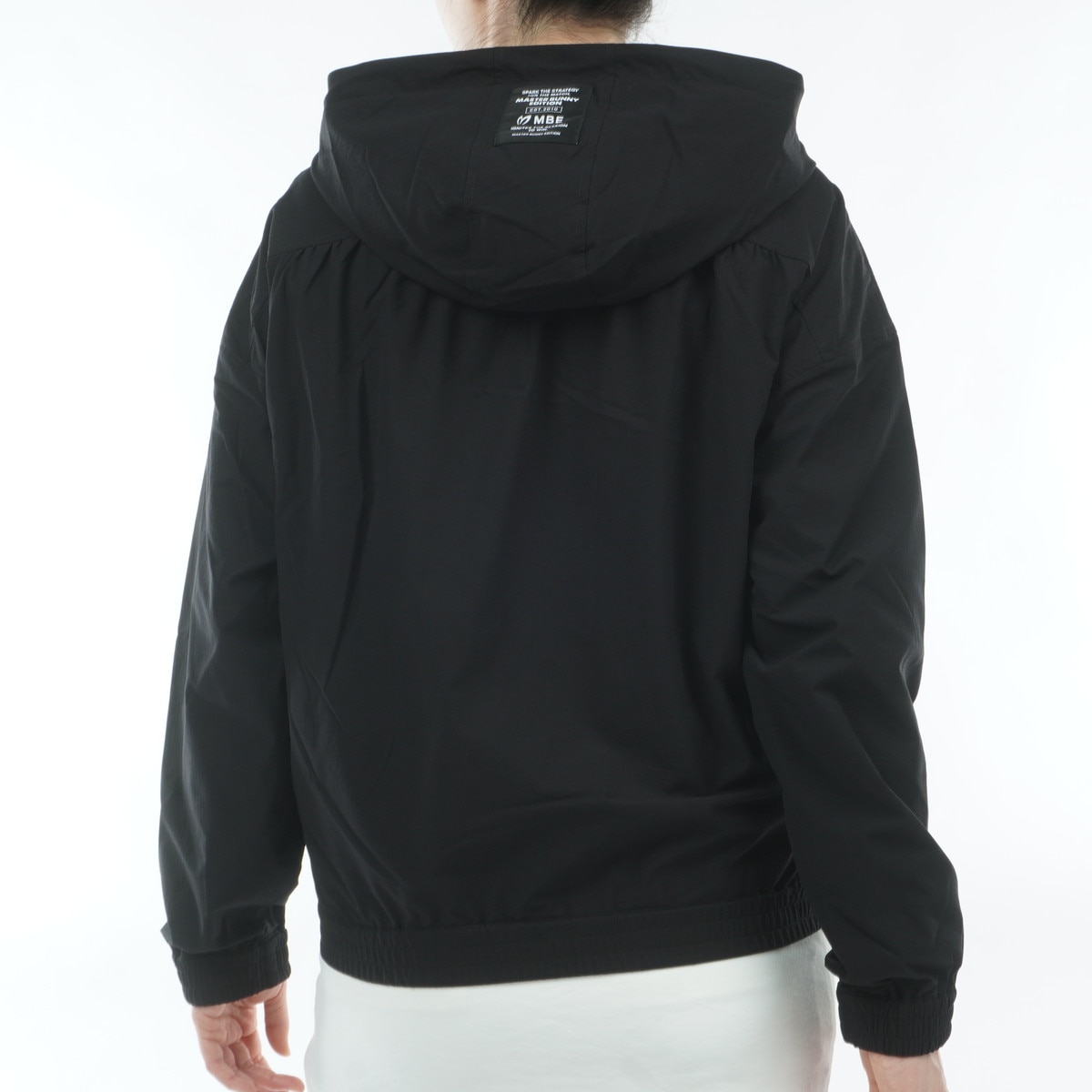 ストレッチリップストップ×高密度ツイル レイヤードフーディーブルゾン