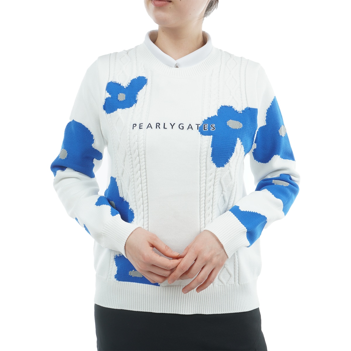 アラン柄×インターシャ ランダム編みフラワー柄丸首セーター レディス