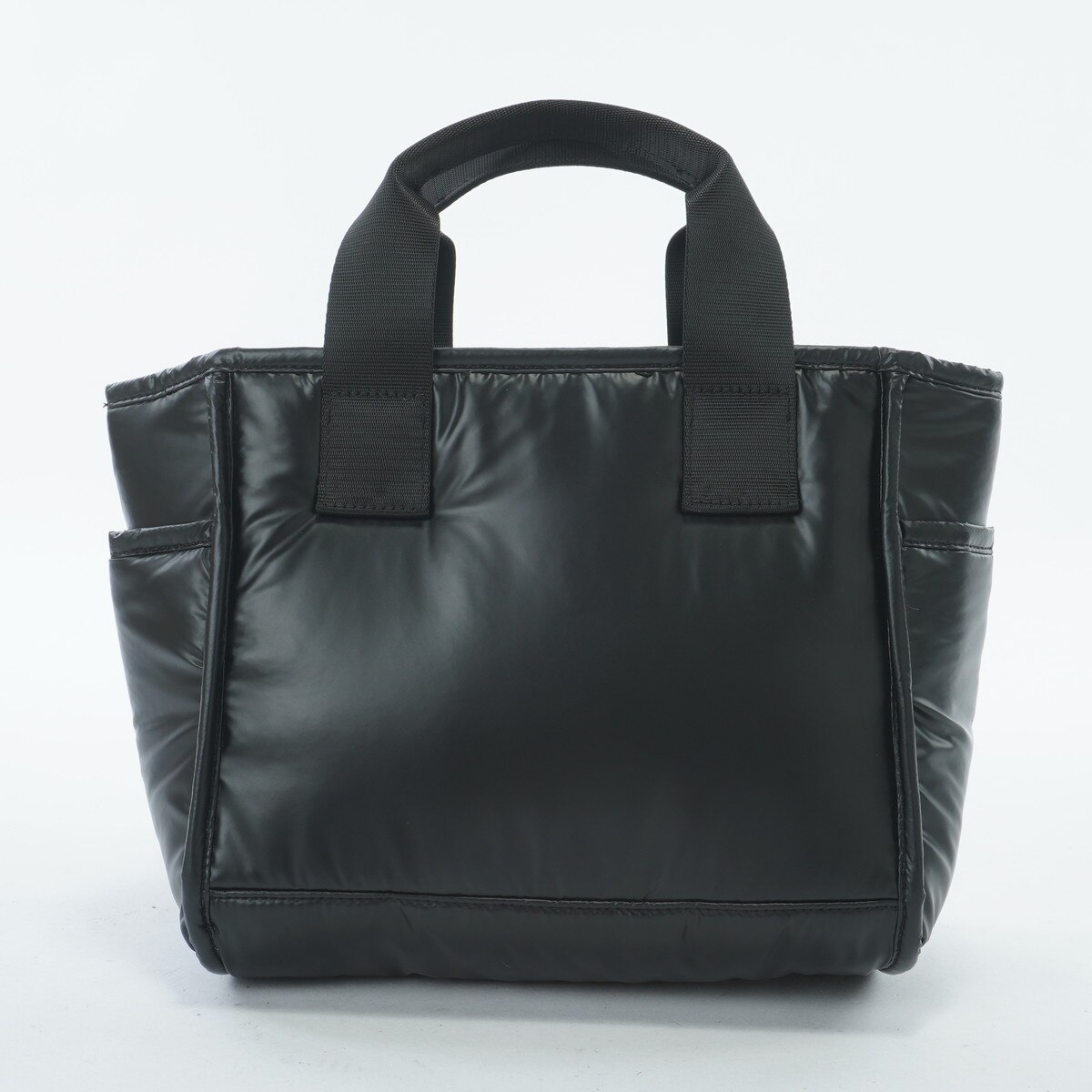 ファーポンチャーム付きカートバッグ(ラウンドバッグ)|MASTER BUNNY