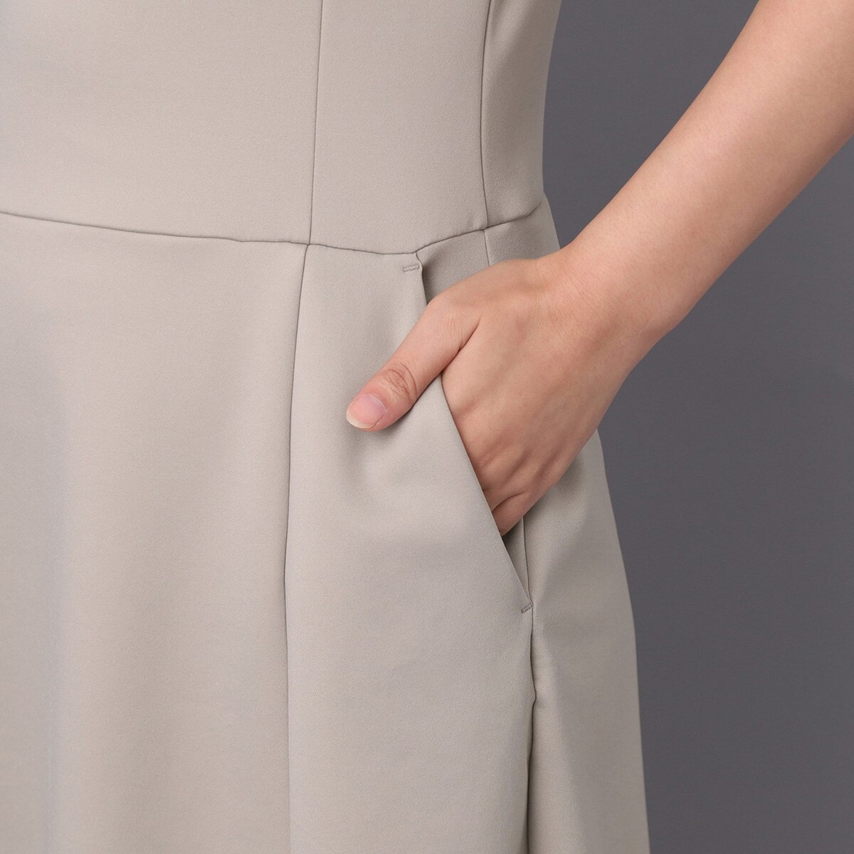 ストレッチ スムースタッチAラインワンピース レディス(ワンピース