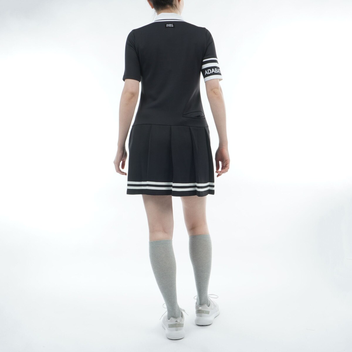 新品未使用！ADABAT STREAM ワンピース アダバットストリーム/ワンピースの通販｜&mall（アンドモール）三井