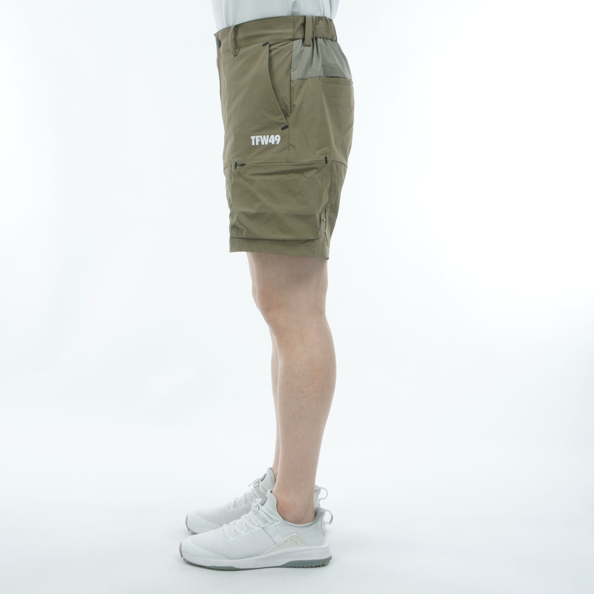 美品⭐︎TFW49 ナイロンMカーキ ゴルフウェア カーゴハーフパンツ ストレッチ ライトカーゴハーフパンツ(ハーフパンツ)|TFW49(ティーエフ