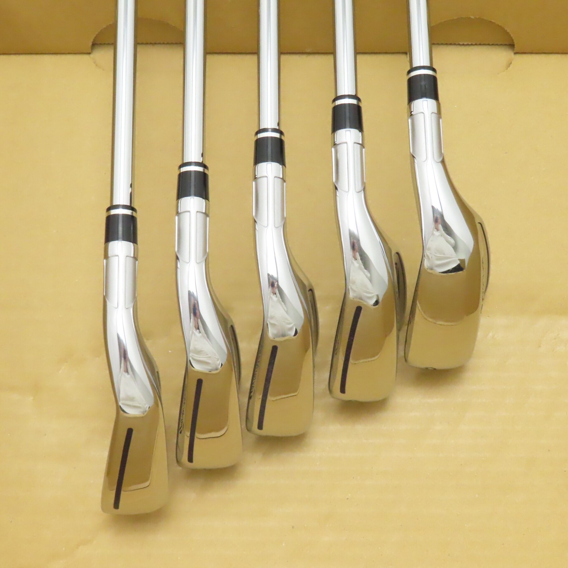 中古】ステルス グローレ アイアン Dynamic Gold 85 VSS PRO 24 S200 C