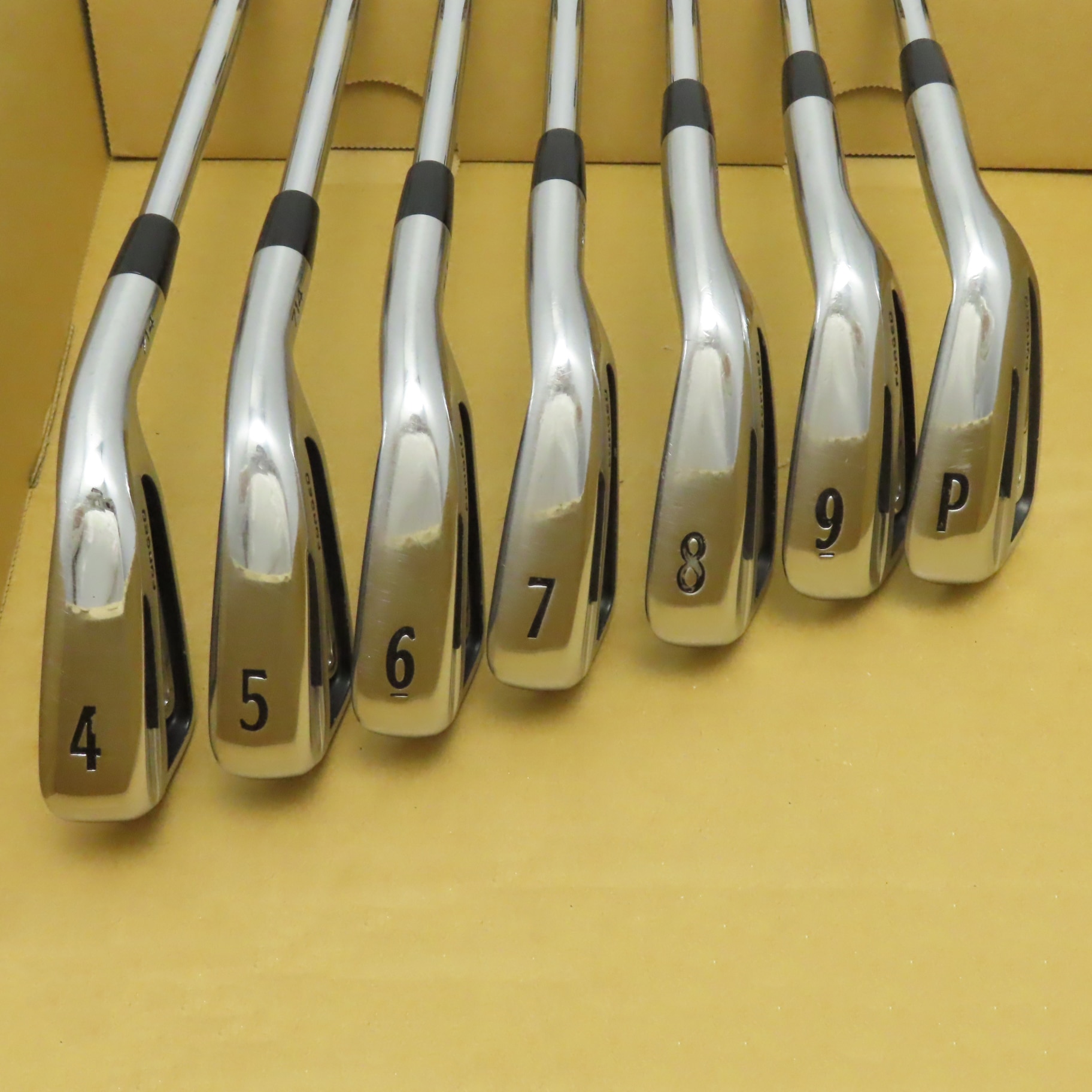 中古】AP2 714 アイアン Dynamic Gold TOUR ISSUE 26 S200 CD(アイアン