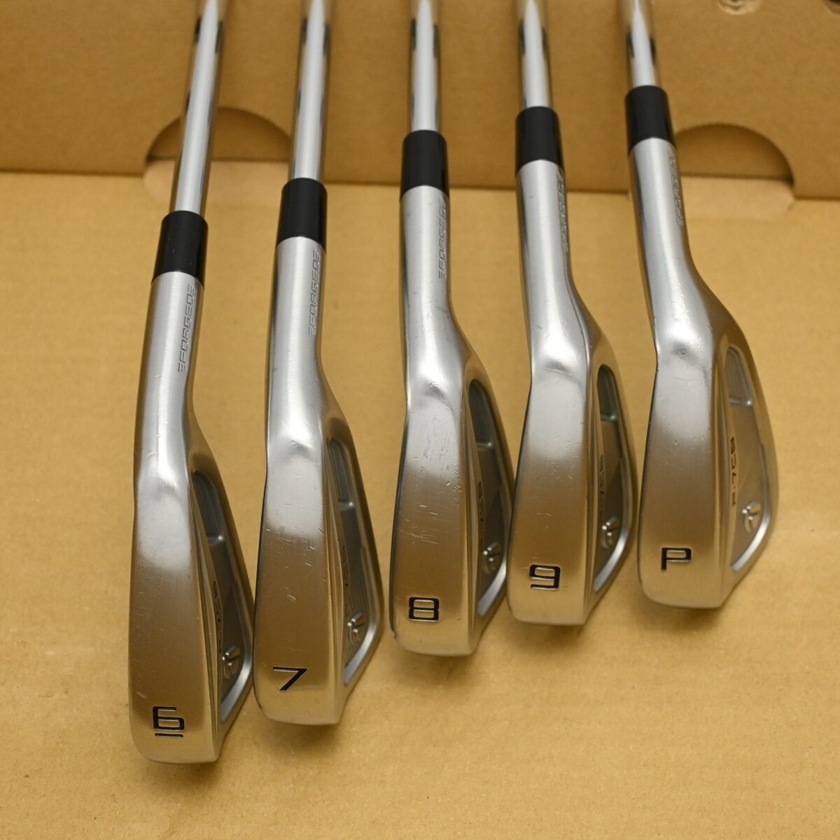 中古】P7CB(2024) アイアン Dynamic Gold MID 115 29 S200 C(アイアン