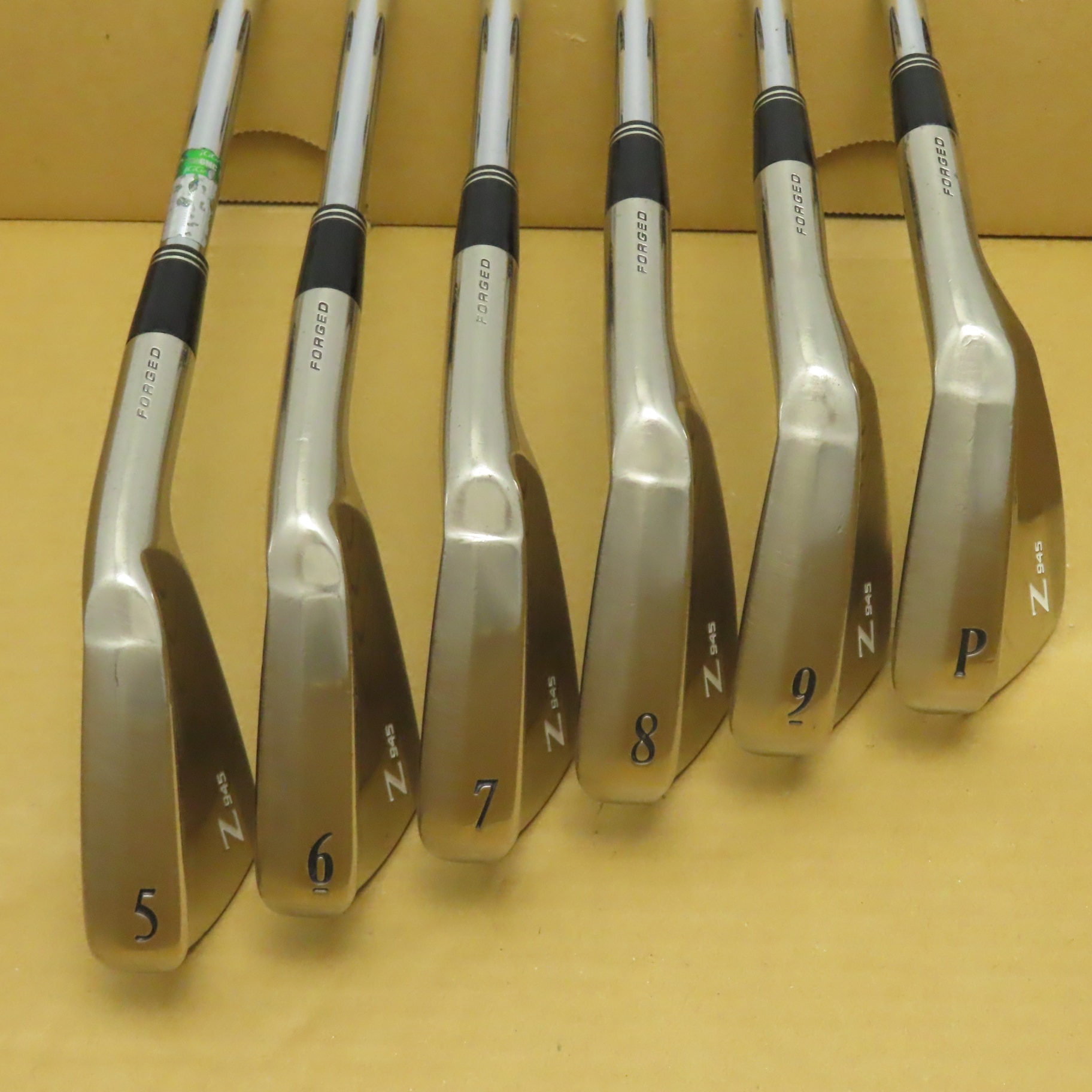 中古】スリクソン Z945 アイアン N.S.PRO MODUS3 TOUR 120 26 S CD