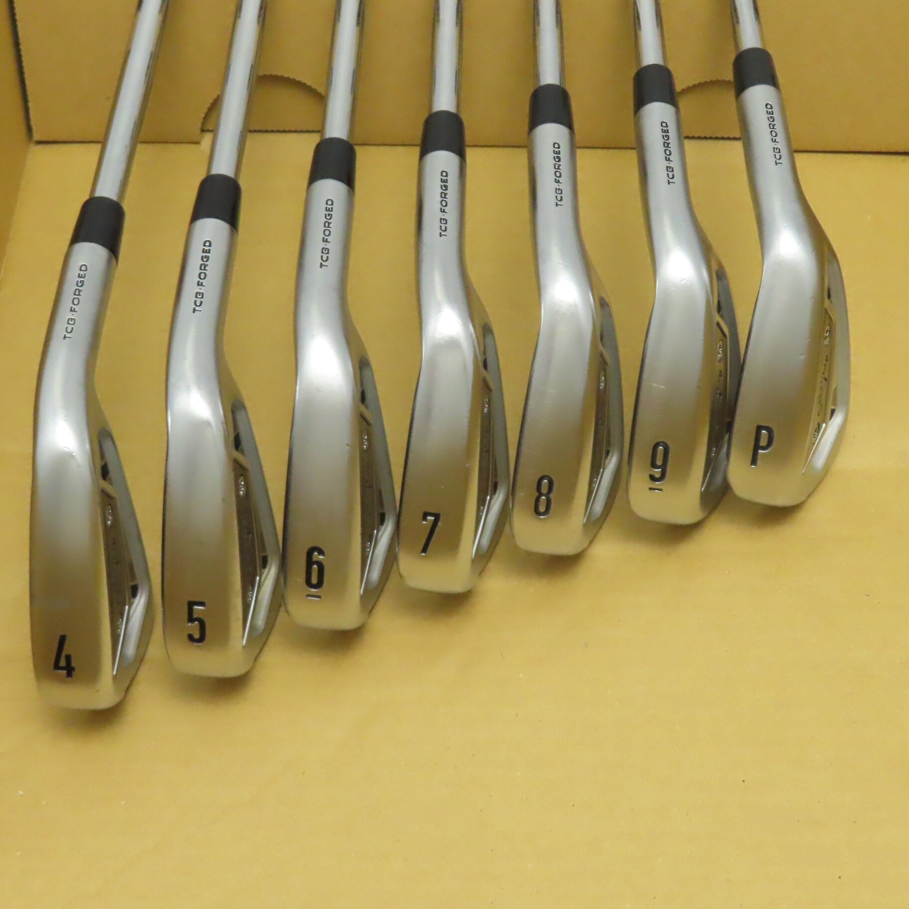 中古】APEX TCB(2021) アイアン N.S.PRO MODUS3 TOUR 120 26 S CD