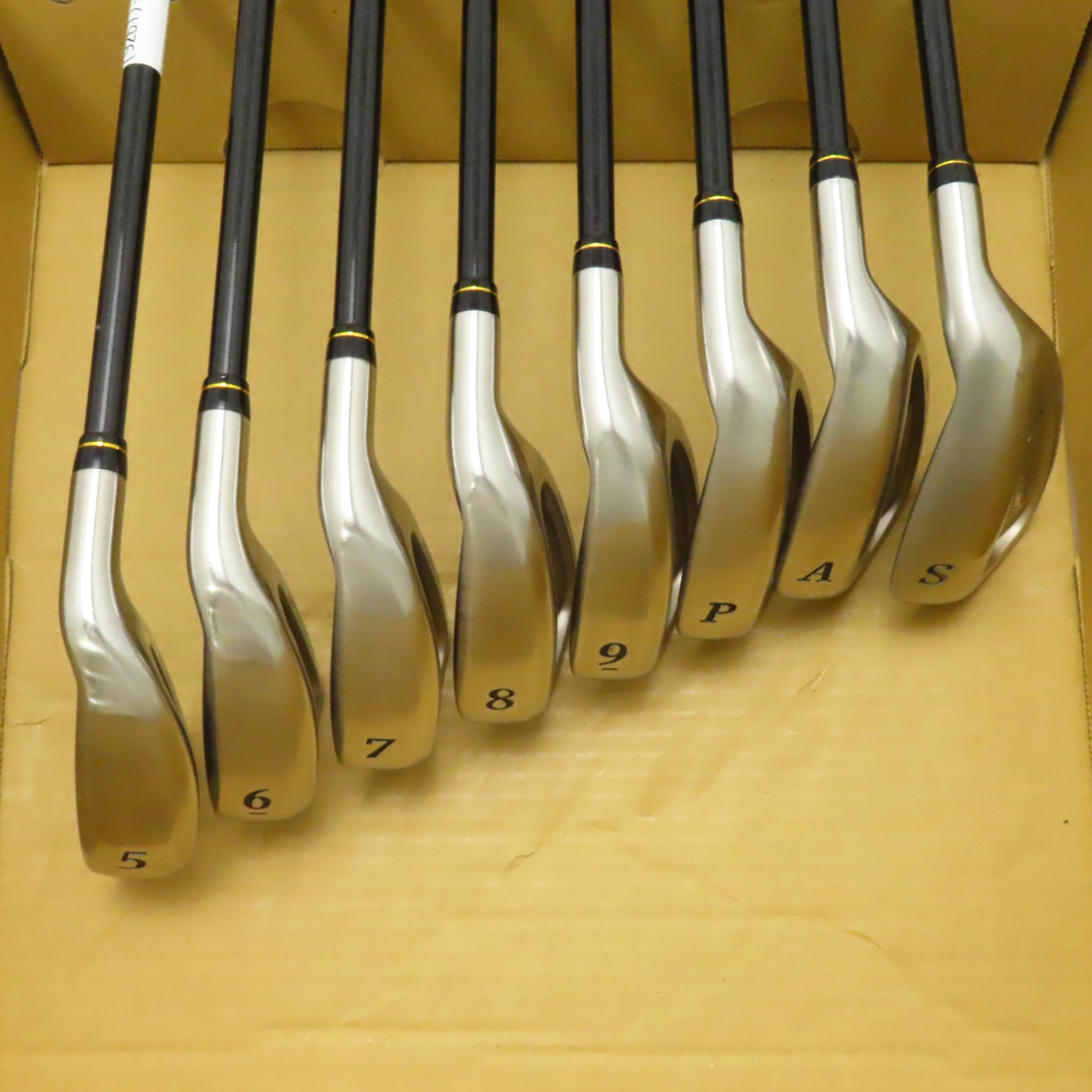 中古】LIMITED VX-10EZ アイアン カーボンシャフト 判別不能 R D