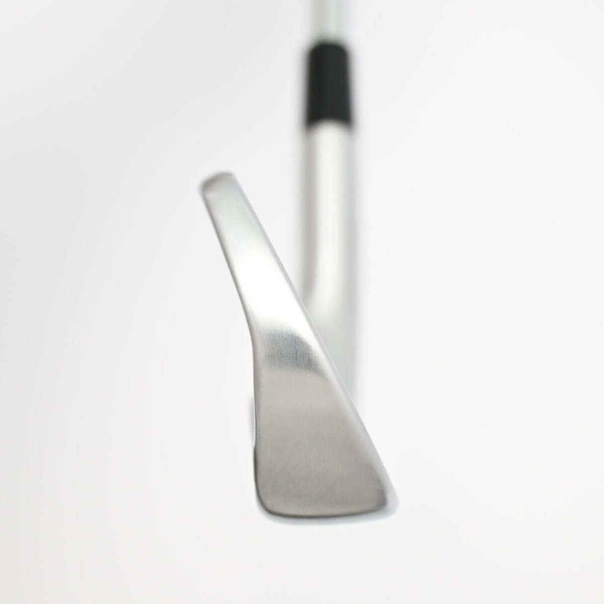 中古】P7CB(2024) アイアン Dynamic Gold MID 115 29 S200 C(アイアン