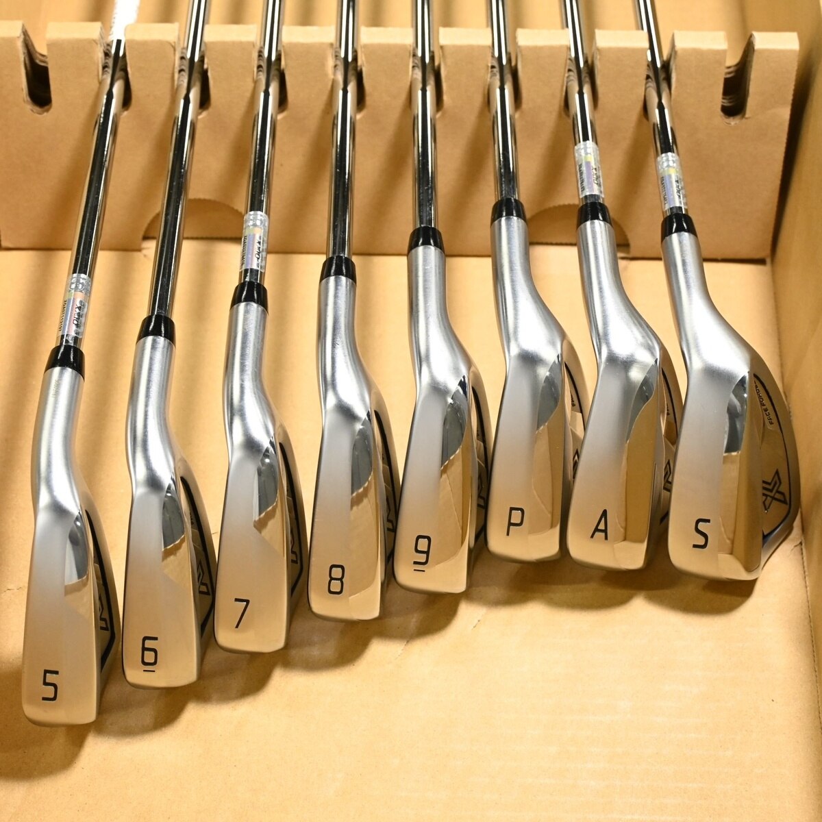 中古】ゼクシオ X(2024) アイアン Dynamic Gold 95 23 R300 C(アイアン