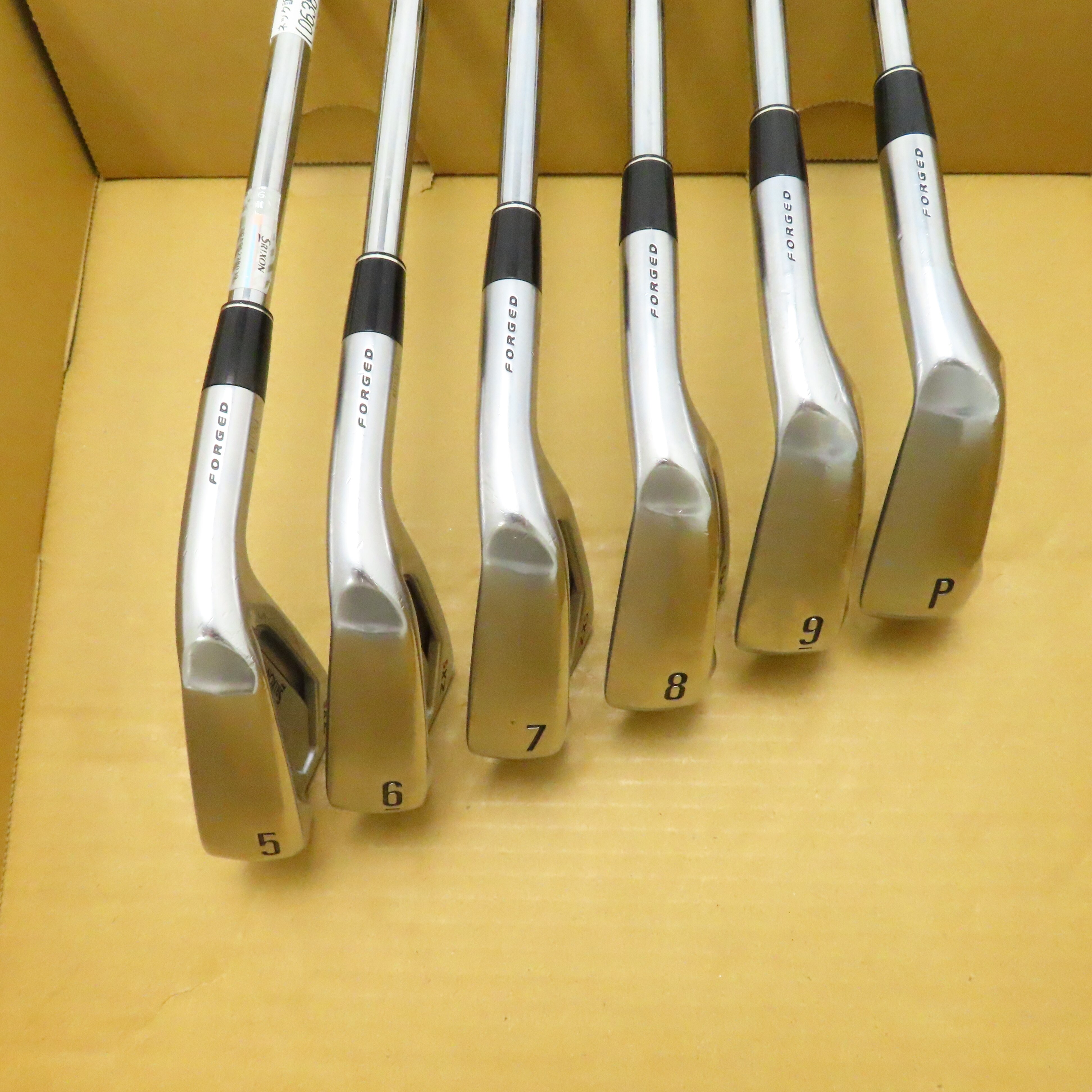 中古】スリクソン ZX5 アイアン AMT TOUR WHITE 24 S200 C(アイアン