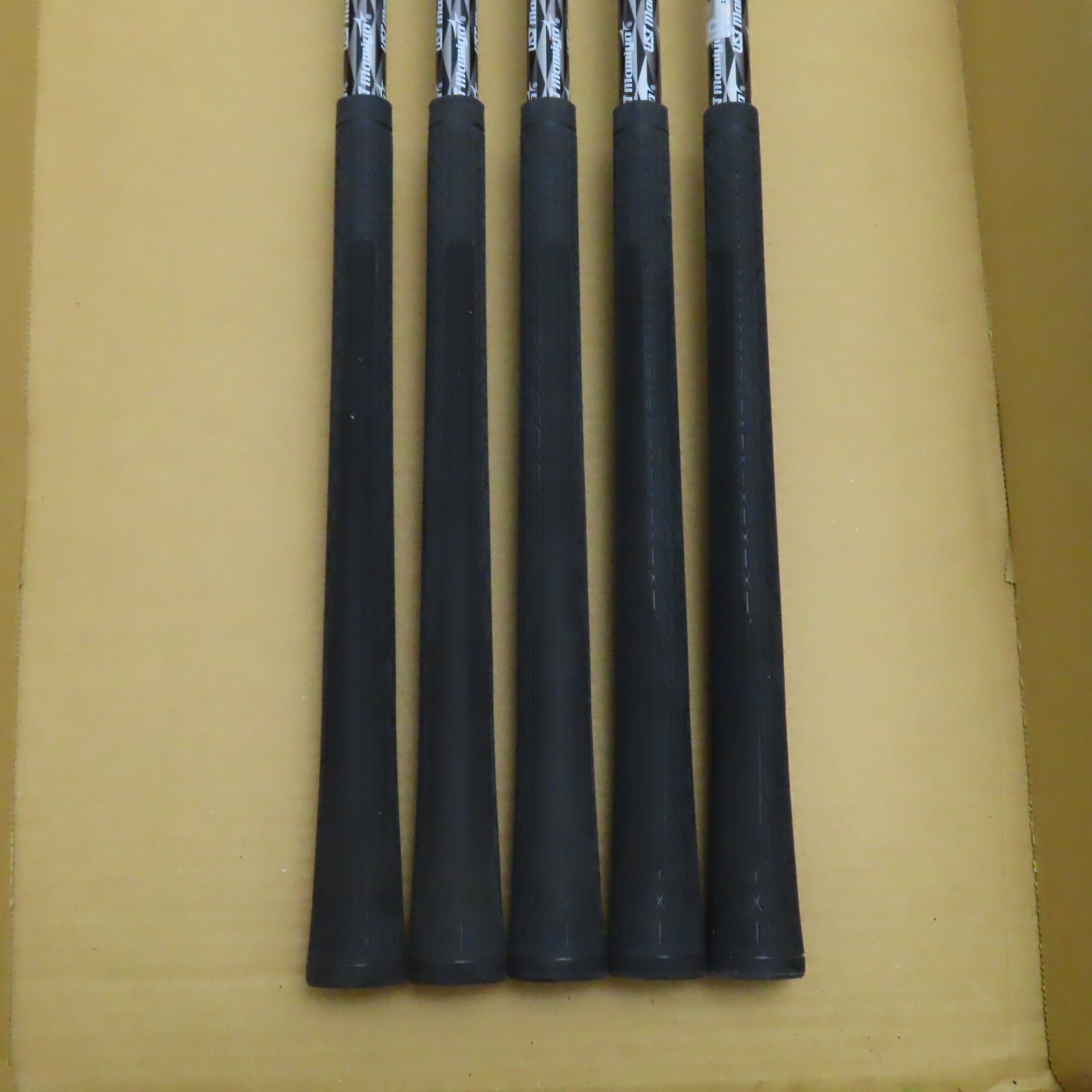 【メーカーカスタム特注】キャスコ ドルフィンブラック ATTAS 中古】ドルフィンブラック DI-122 アイアン ATTAS FF 65 28 その他 D