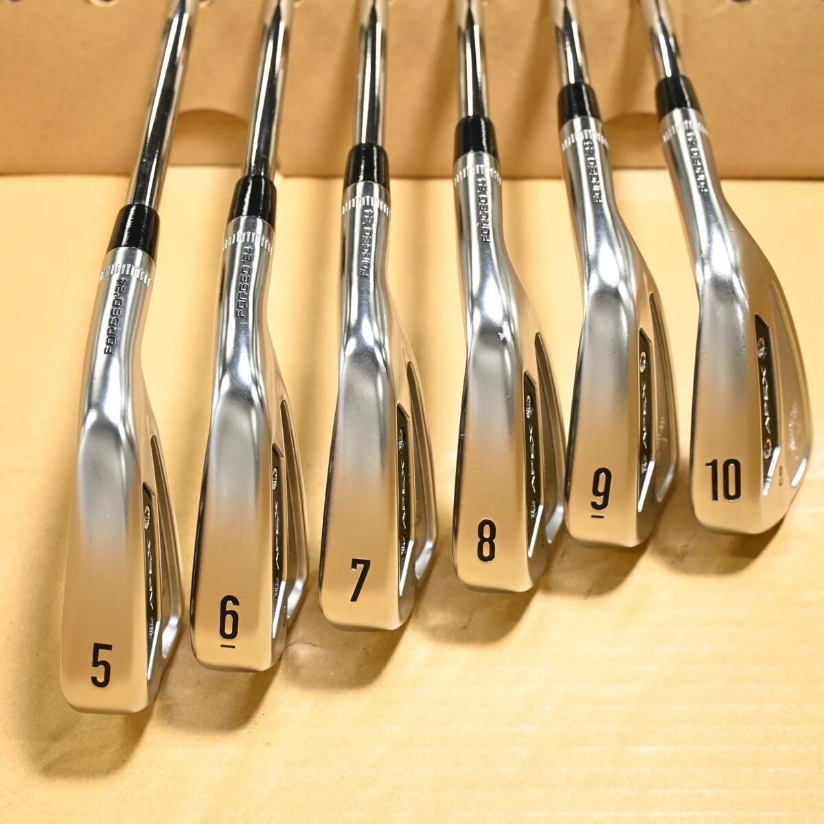 中古】APEX CB(2024) アイアン Dynamic Gold MID 115 26 S200 C