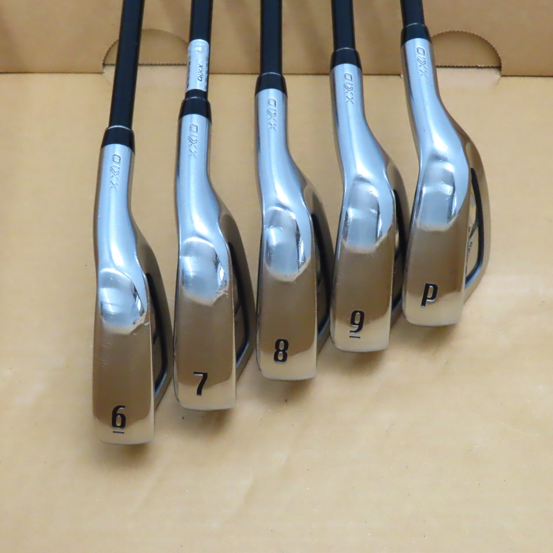 中古】ゼクシオ エックス アイアン Miyazaki AX-1 26 S CD(アイアン
