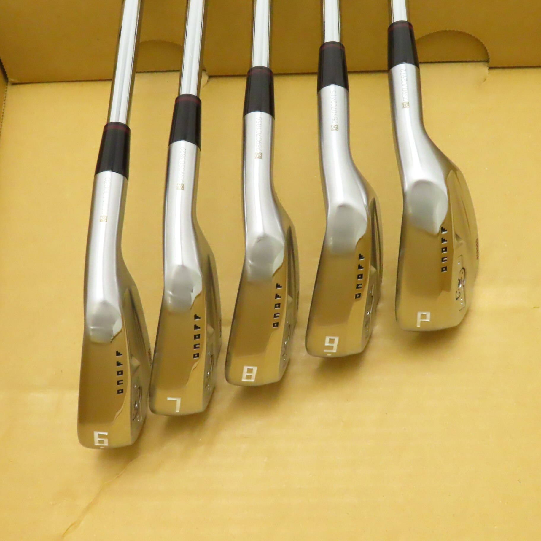 中古】ONOFF FORGED KURO(2025) アイアン N.S.PRO MODUS3 TOUR 120 28