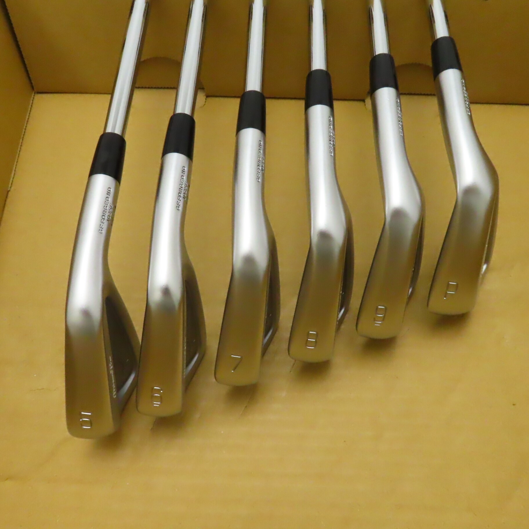 中古】S-3 アイアン Dynamic Gold EX TOUR ISSUE 27 X100 C(アイアン