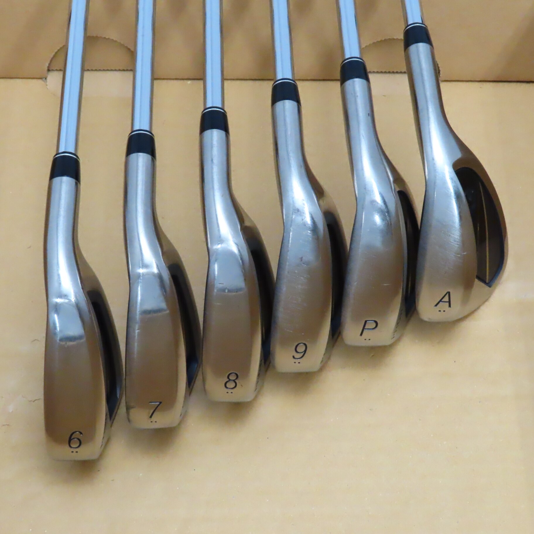 中古RED TITAN FACE アイアン SOFT STEEL NS PRO FOR PRGR 26 R CD