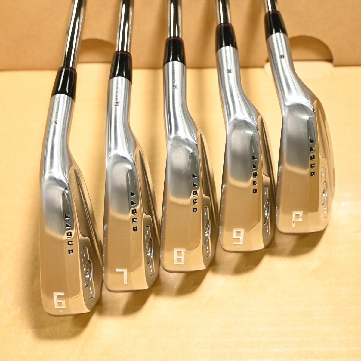 ONOFF KURO20 4番アイアン NS.PRO MODUS 105 S 楽天市場】オノフ 2024 KURO FORGED アイアン N.S.PRO MODUS3 TOUR 105