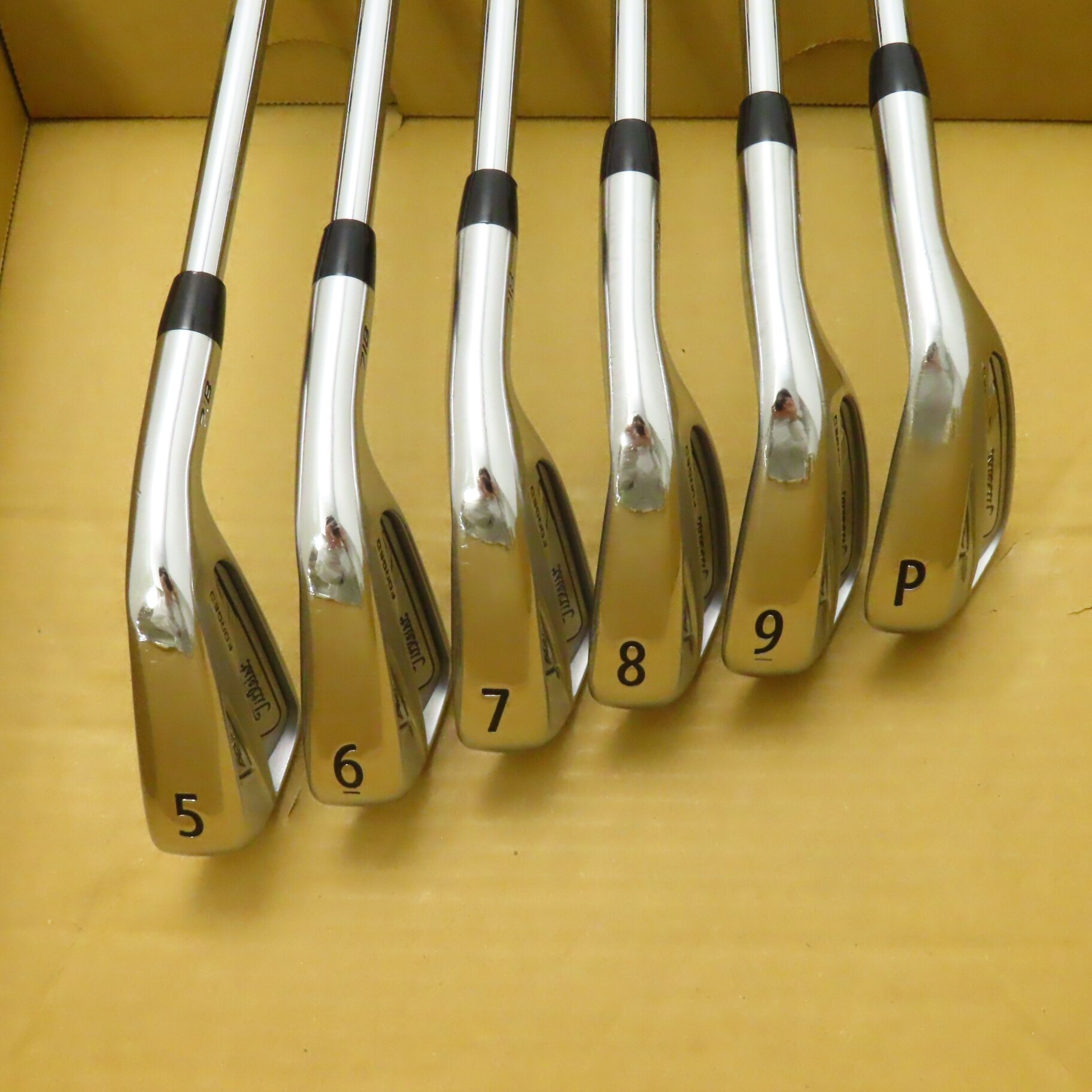 中古】AP2 718 アイアン AMT TOUR WHITE 26 S200 D(アイアン（セット