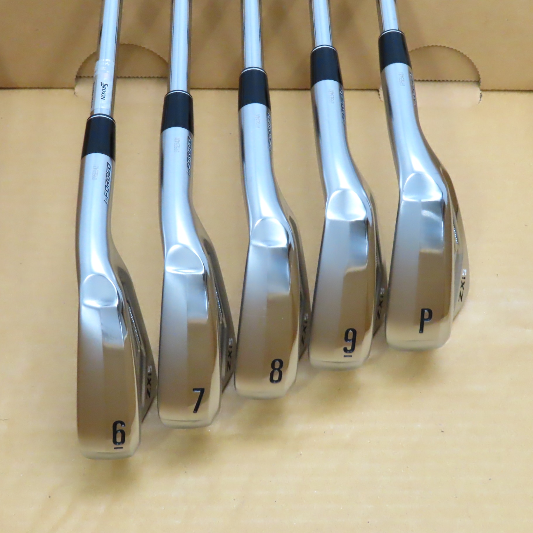 中古】スリクソン ZXi5 アイアン Dynamic Gold 95 27 S200 BC(アイアン