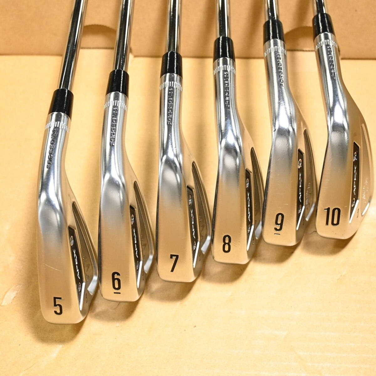 中古】APEX CB(2024) アイアン Dynamic Gold MID 115 26 S200 C