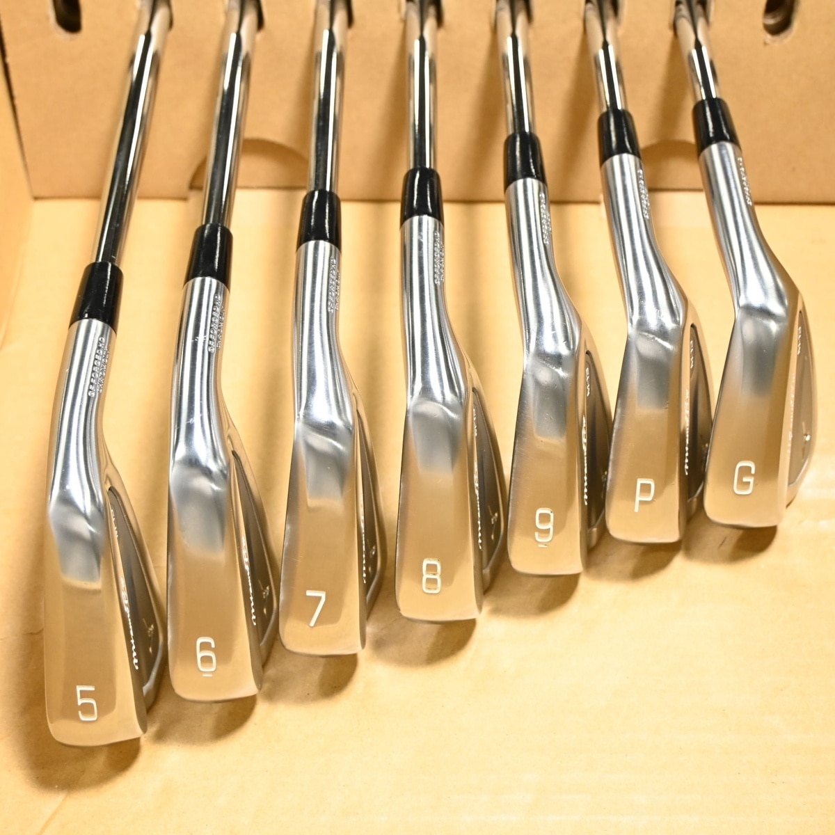中古】MizunoPro M-13 アイアン Dynamic Gold 105 25 S200 C(アイアン