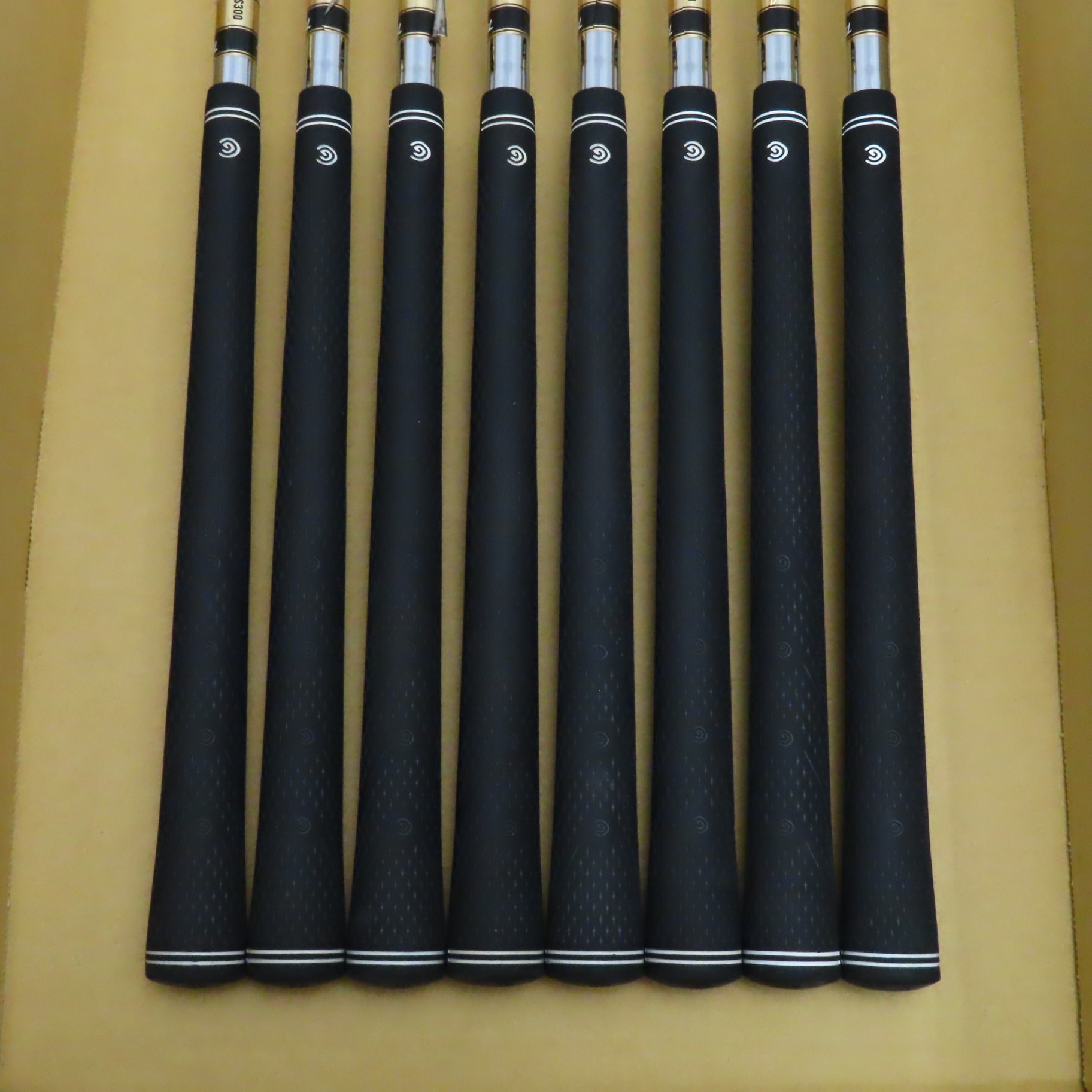 中古】CG TOUR アイアン Dynamic Gold 27 S300 D(アイアン（セット