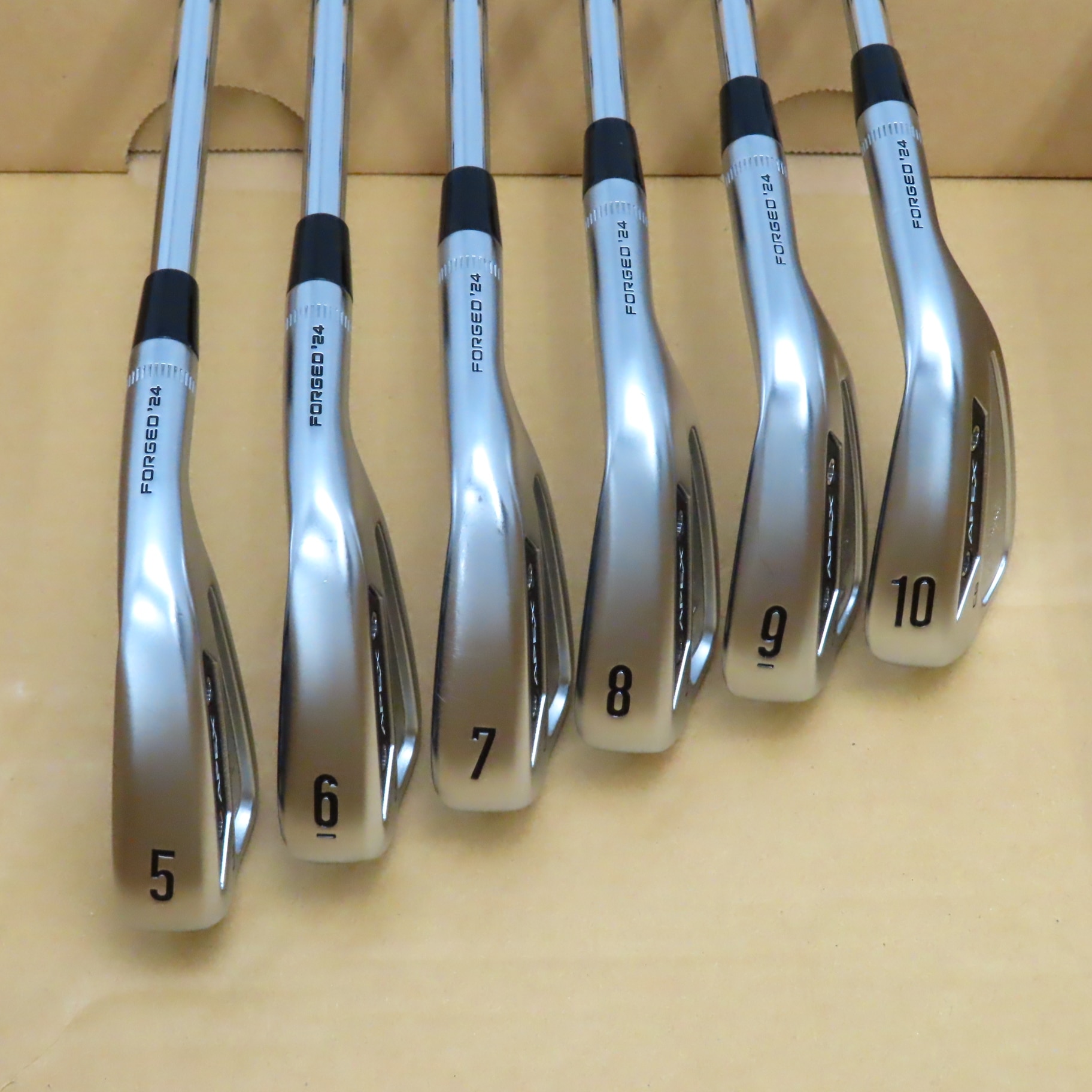 中古】APEX CB(2024) アイアン N.S.PRO MODUS3 105 26 R C(アイアン